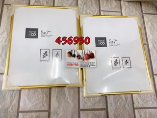 Khung trưng bày mẫu móng- mi nối