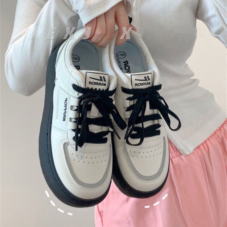 Giày Bánh Mì Cỡ Lớn 2022 Kiểu Lưới Thoáng Khí Đế Dày Thời Trang Mùa Hè Mới Cho Nữ