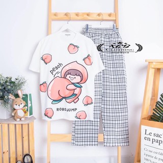 set áo thun tay lỡ hoạt hình quần kẻ caro ống rộng in hình em bé quả đào