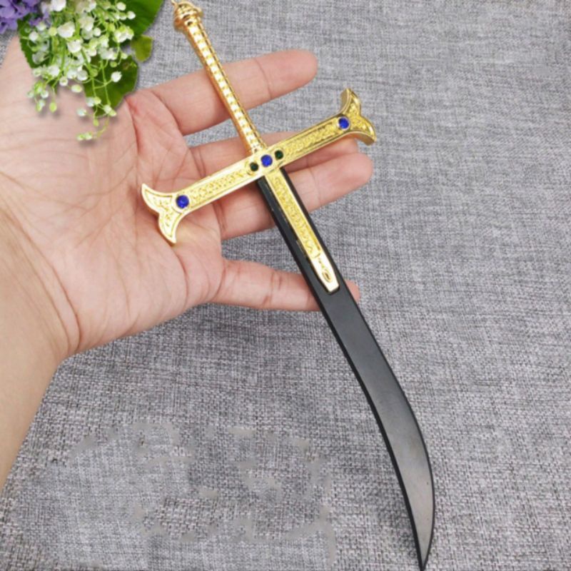 Mô hình trưng bày thanh Yoru của Mihawk Anime Figure trong Onepiece