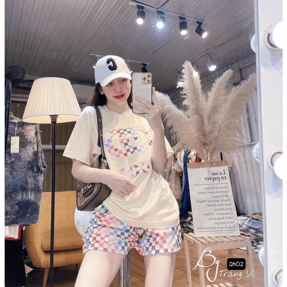 Mẫu Mới Áo Phông --- Xả Lỗ Sét Đùi THun Cotton Thái Full Nhiệt Cổ Chun Siêu Đẹp UP