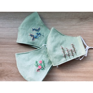Khẩu trang vải linen thêu
