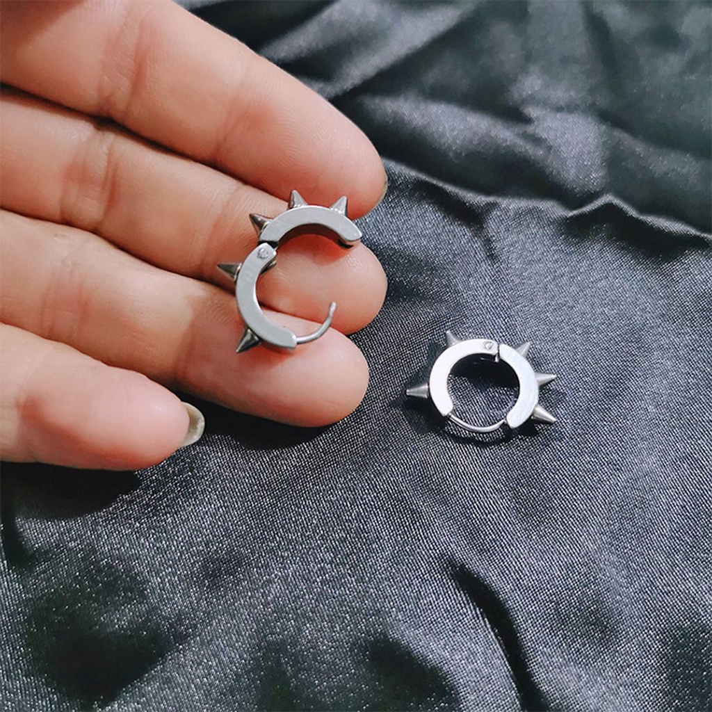 Bông tai dạng xỏ / bông tai dạng kẹp chi tiết đinh tán phong cách punk cổ điển thời trang cho nam và nữ