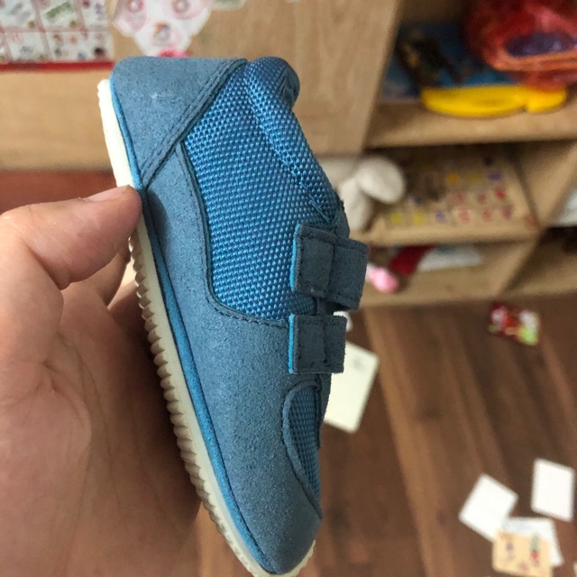 Giầy gap cho bé size 12/18