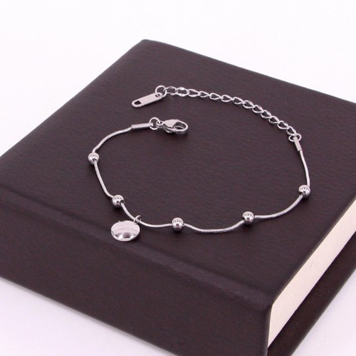 Lắc Tay Sợi Mì Mặt Tròn Khắc Chữ Lucky Titan Ko Đen TT 3246