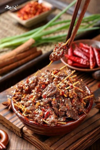 XIÊN GÀ CAY ĂN LIỀN