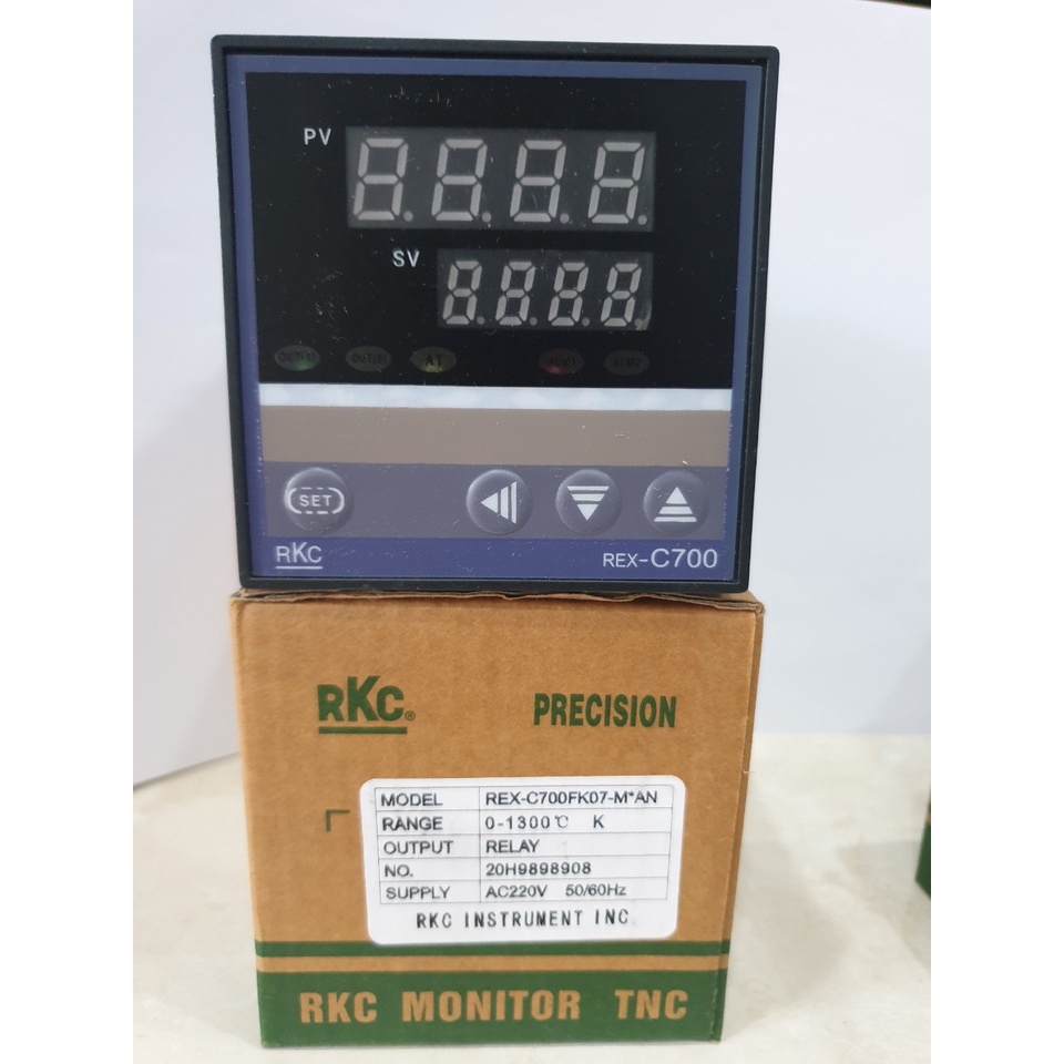 Đồng hồ nhiệt RKC C700