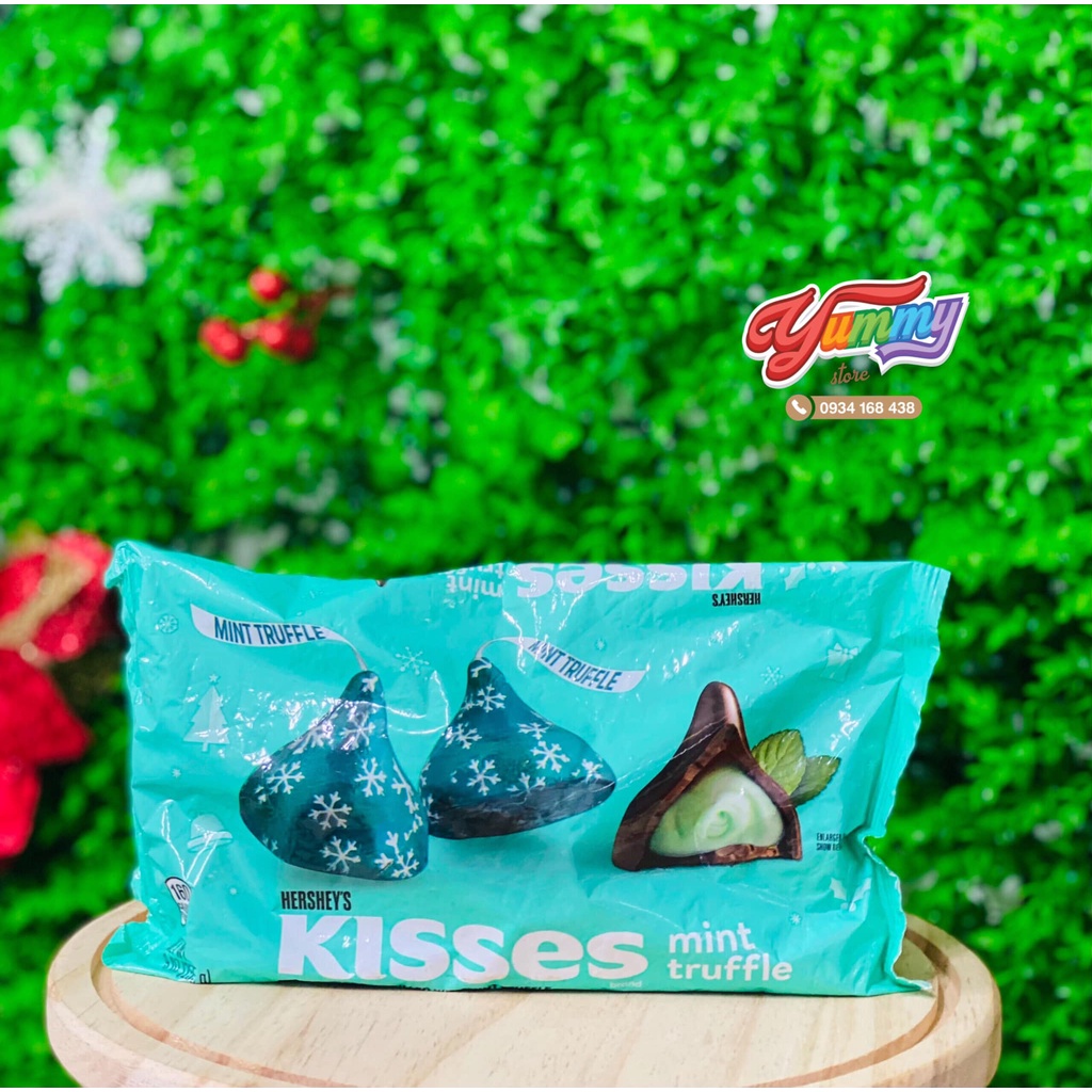 Kẹo Socola Hershey’s Kisses Phiên Bản Giáng Sinh