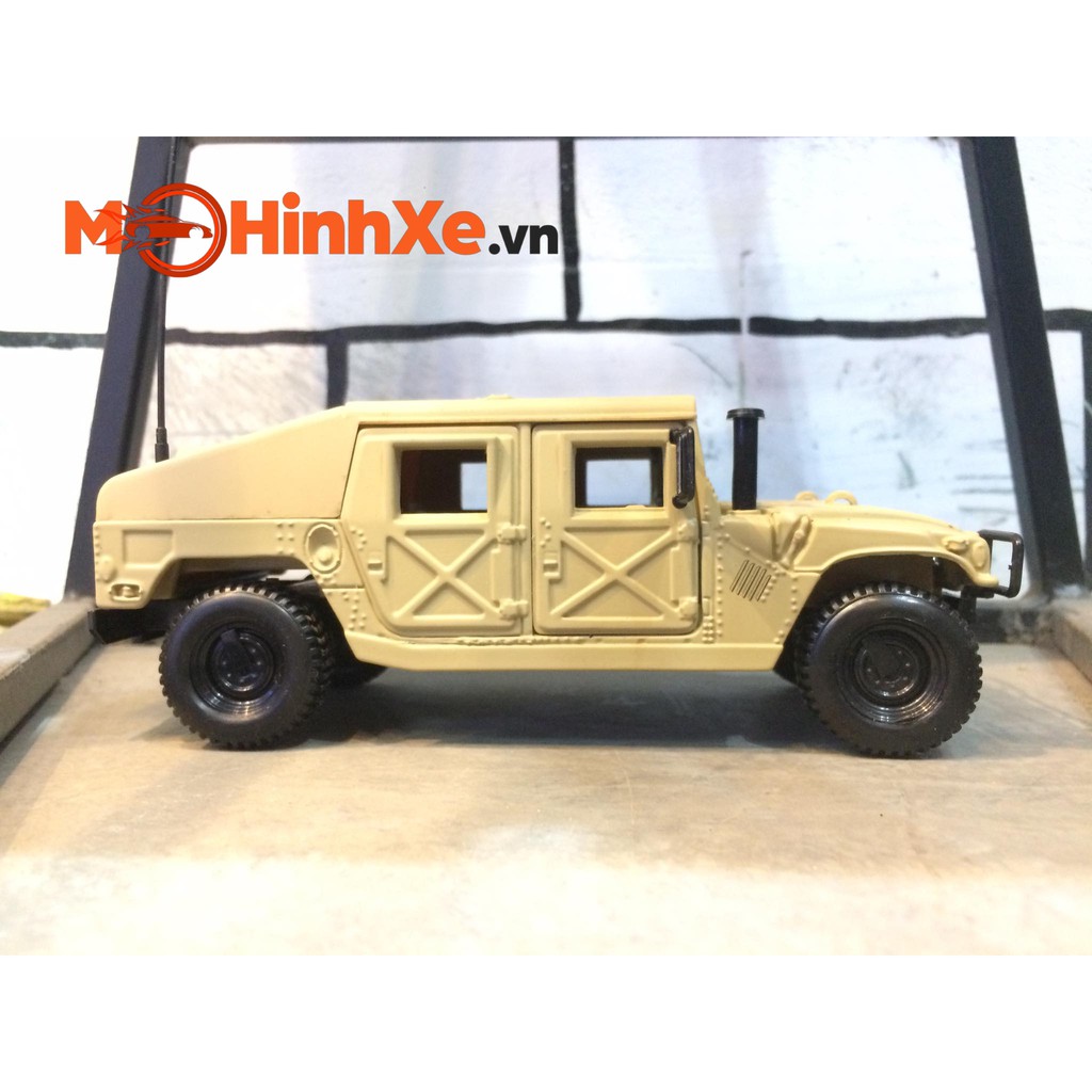 MÔ HÌNH XE HUMVEE 1:27 MAISTO