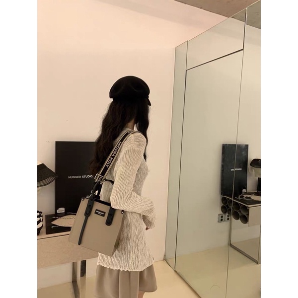 Túi Miocra koly dây to thêu tên hãng