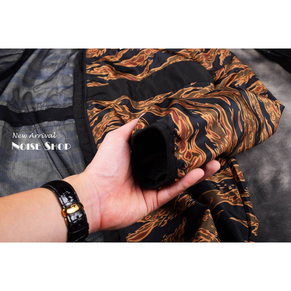 Khoác Gió Rằn Ri Vàng Đen