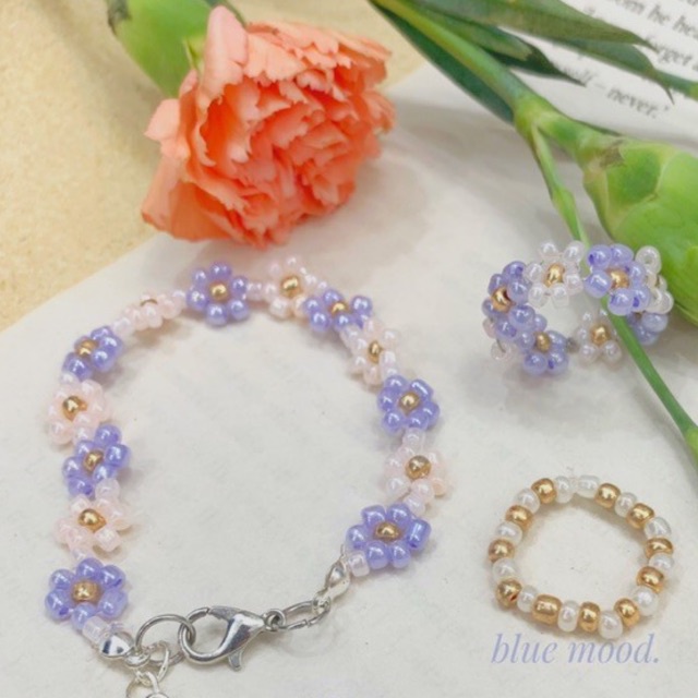 Vòng tay handmade hạt cườm nhũ bóng hoa Autumn Flowers✨ #fromBlue