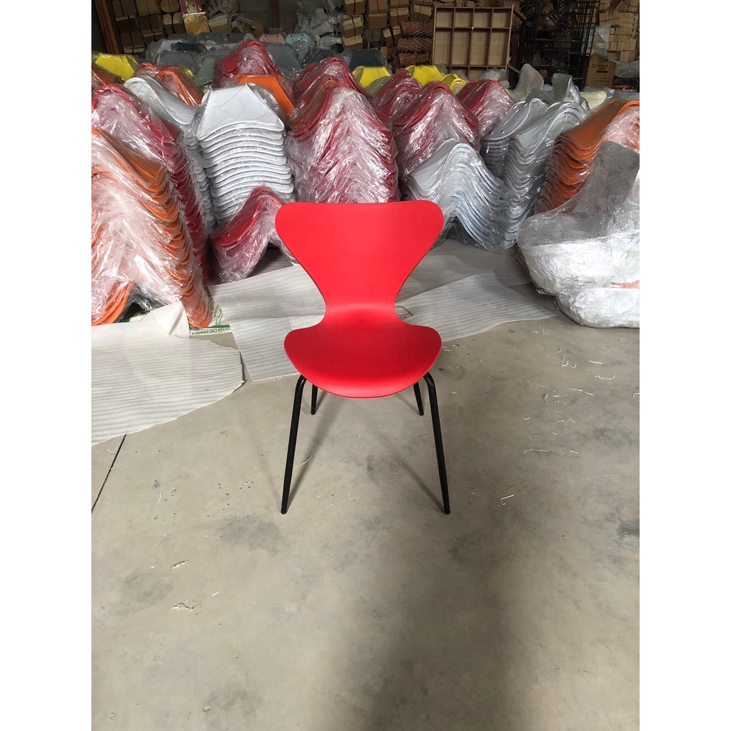 Ghế Nhựa Eames Thiên Nga, Cánh Én Chân Sắt Ngồi Cafe, Làm Việc, Nhà Hàng Mẫu Mới Decor Nhà Cửa