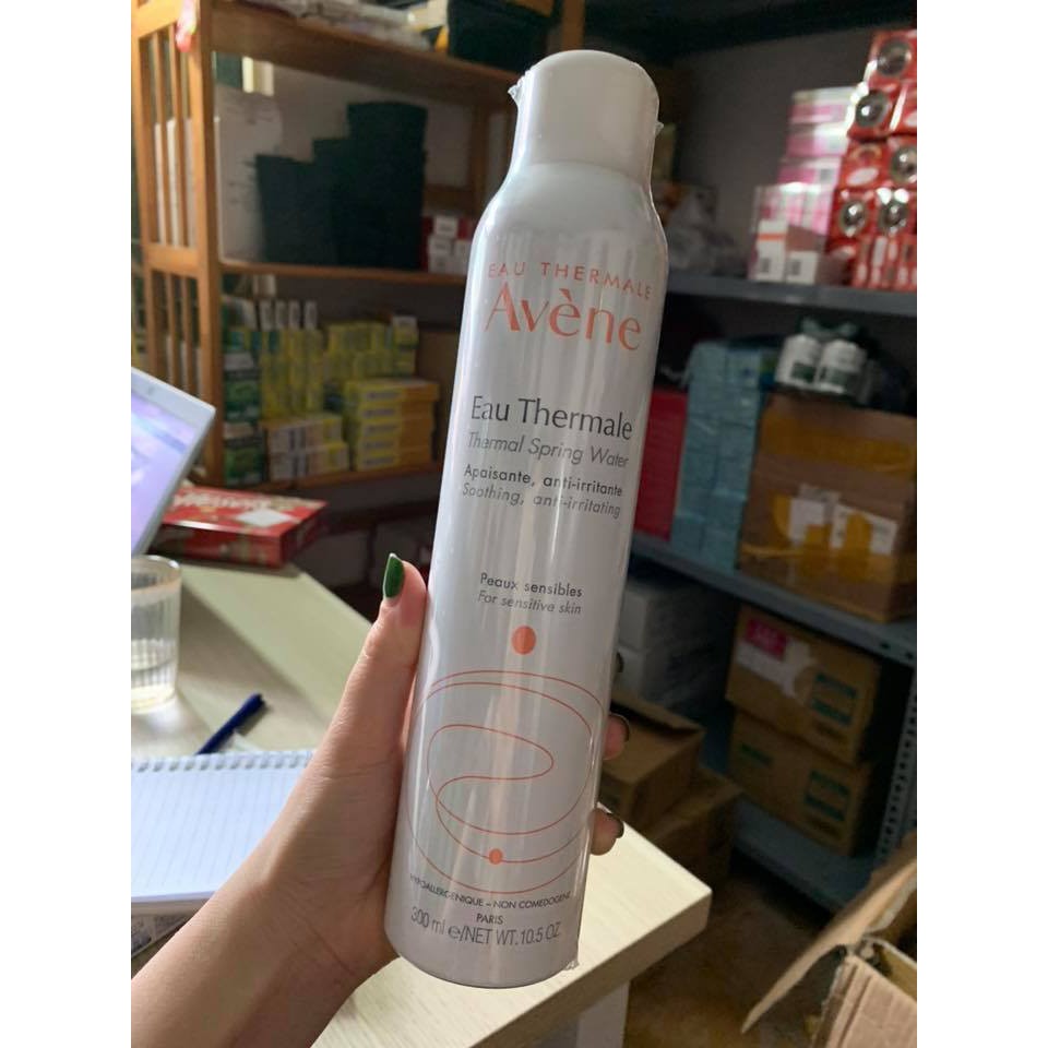 Xịt khoáng Avène Eau Thermale 300ml | BigBuy360 - bigbuy360.vn