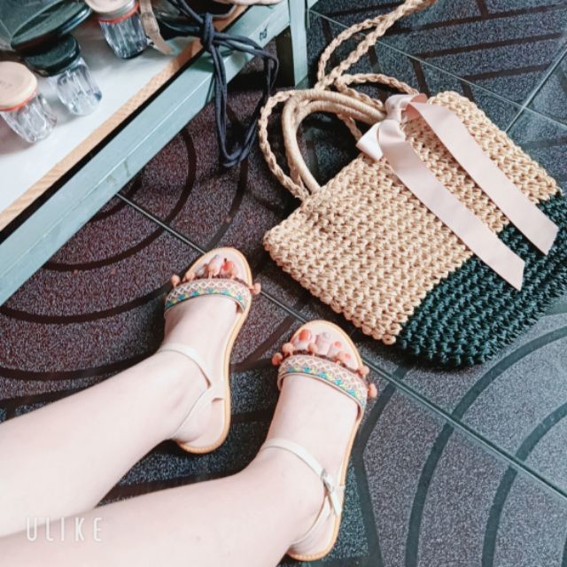 Giày sandal thổ cẩm phong cách rentro quai gài đi biển hình thật