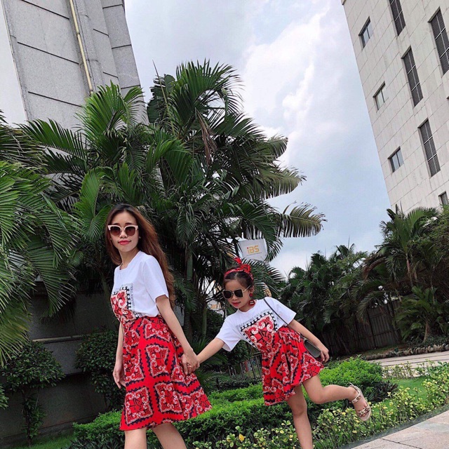Set mẹ bé suoi tien