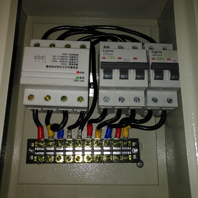 Tủ phân phối bảo vệ mất pha, lỗi pha, đảo pha