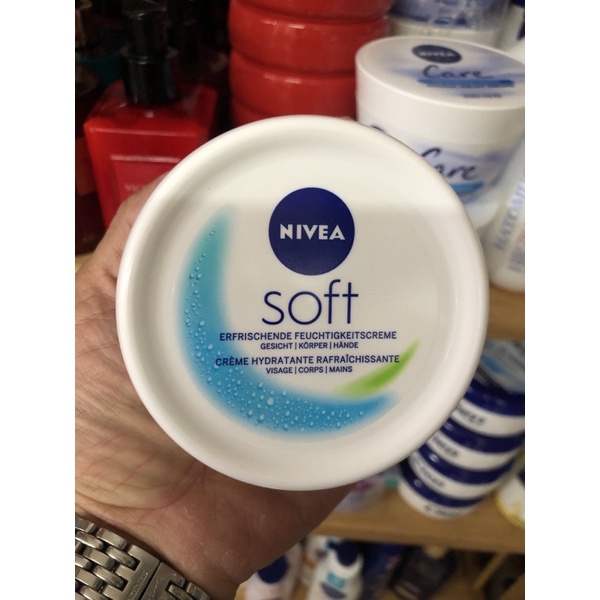 Kem dưỡng Nivea Soft Trắng 200ml