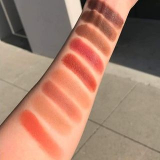 Bảng phấn VIOLET VOSS MATTE ABOUT YOU PRO