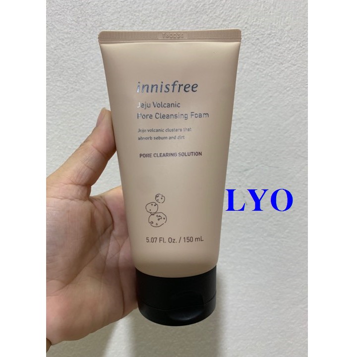 Sữa Rửa Mặt Innisfree Jeju Volcanic Pore Cleansing Foam 150ml