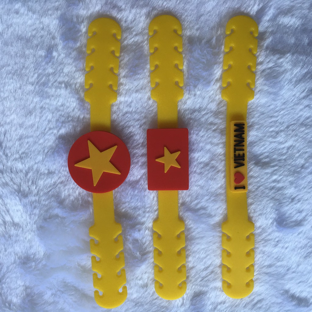 Quai đeo khẩu trang chống đau tai bằng nhựa dẻo gắn sticker quốc kỳ [ẢNH CHỤP THẬT]