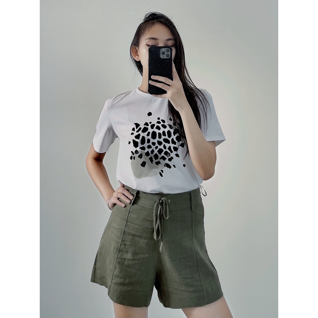 Áo thun nữ tay ngắn cổ tròn in hình họa tiết , vải cotton mềm mại