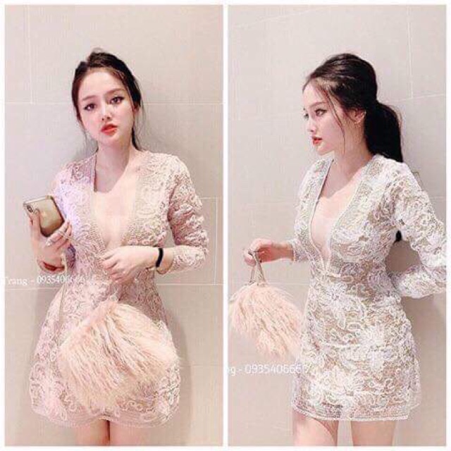 Váy ren cổ V
