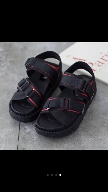 Giày sandal nữ quai chéo cá tính