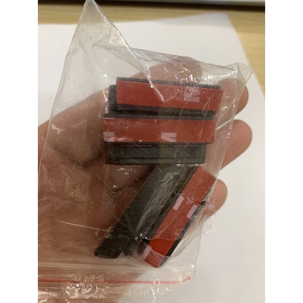 Bộ phụ kiện đế nhựa giữ rèm che nắng nam châm cho xe ô tô