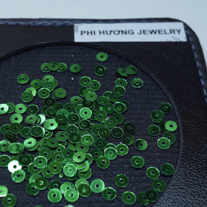 10g -20gr kim sa vảy cá size 4mm nhiều màu trang trí đính kết quần áo (6k/gói 10gr, 12k/ gói 20gr)