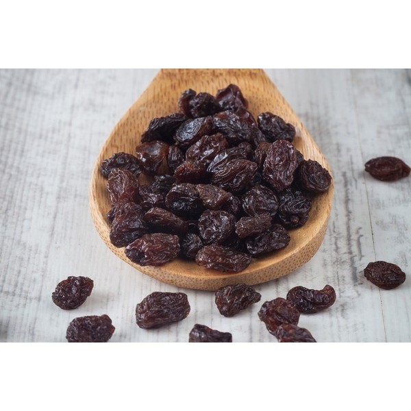 Nho khô đen Chi Lê 1kg | BigBuy360 - bigbuy360.vn