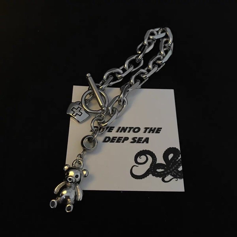 Lắc tay xích gấu titan không ghỉ sét