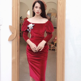 Váy nhung trễ vai tay dài body