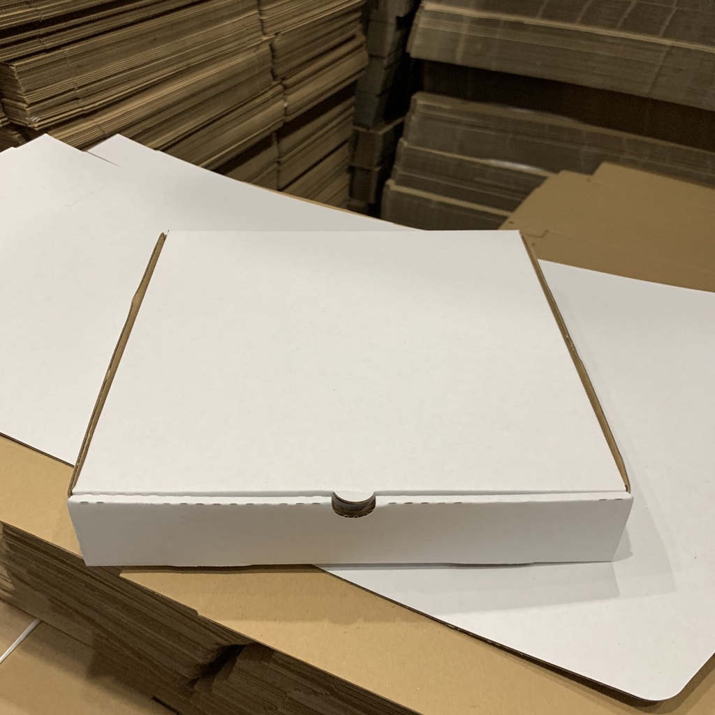 Hộp carton đựng bánh pizza size 32x32x4cm