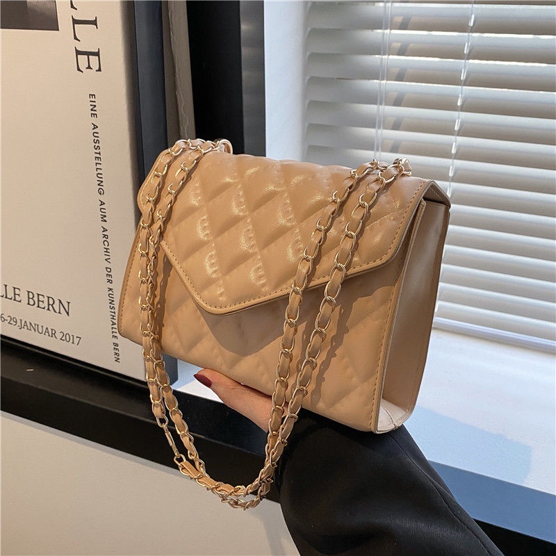 Túi đeo vai IELGY hình vuông cỡ nhỏ phối dây xích thời trang cho nữ dễ phối đồ