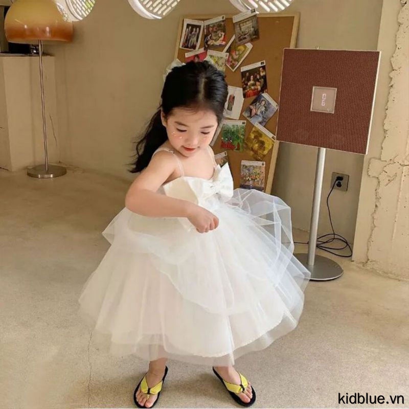Đầm Hai Dây Không Tay Màu Trơn Phối Nơ Ngọt Ngào Cho Bé Gái