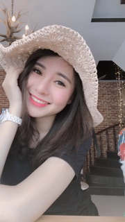 Mũ cói rộng vành nơ đen