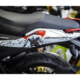 Tem trùm exciter 155 samurai trắng đỏ đen màng bóng