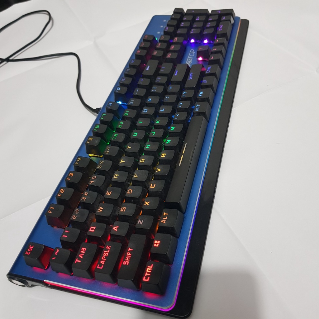 Bàn phím cơ Tailun KG006 bản có kê tay hàng thanh lý còn tốt