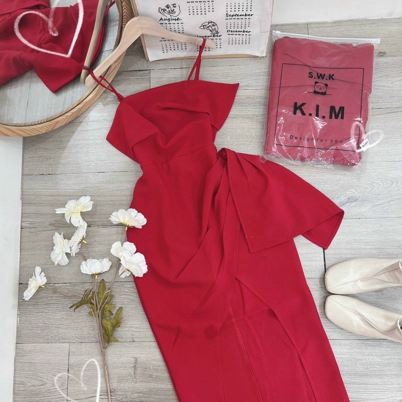 đầm dây xếp li bèo ngực ( hàng thiết kế)