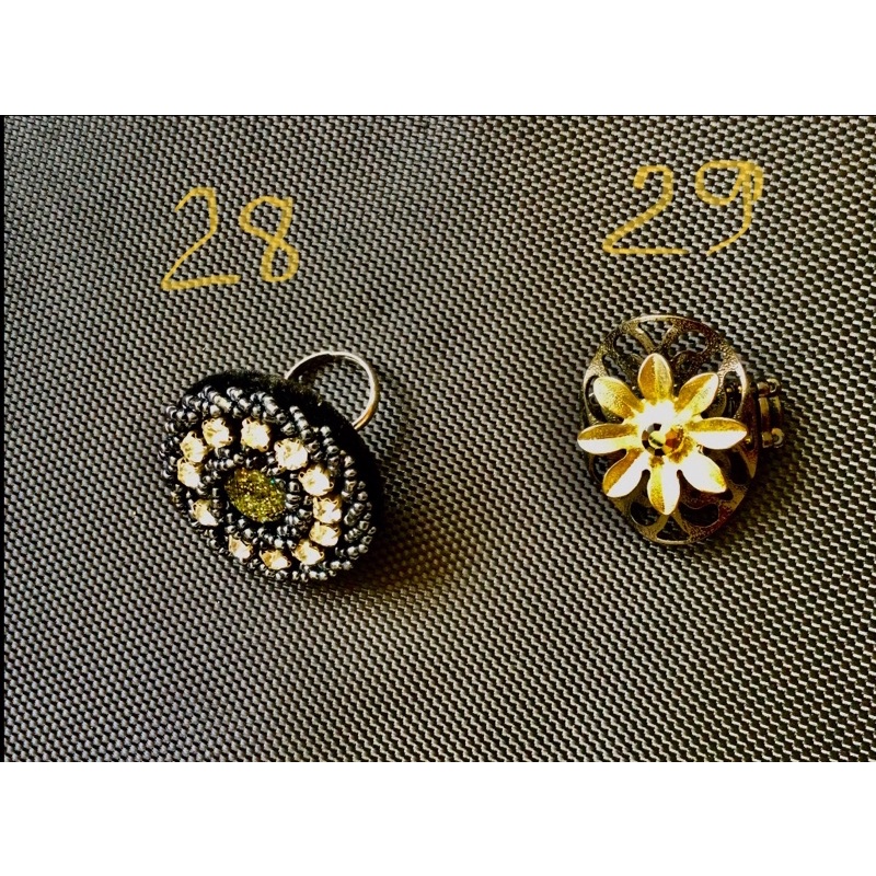 Nhẫn mặt bản to