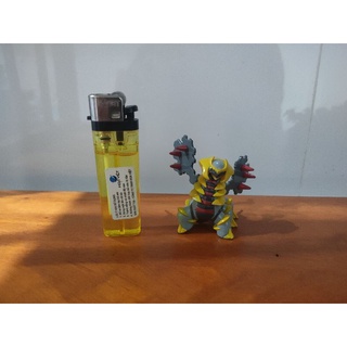 mô hình pokemon giratina