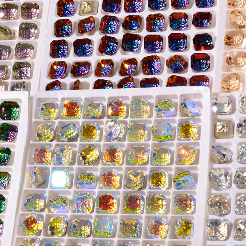 Set 10 Phụ Kiện Hoa Sen 3D Tự Đính Trang Trí Móng Tay