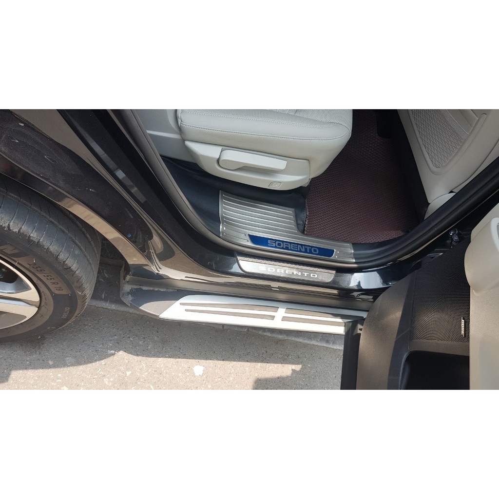 Ốp bậc cửa, nẹp chân cửa Kia Sorento 2021 - 2022 Hàng cao cấp