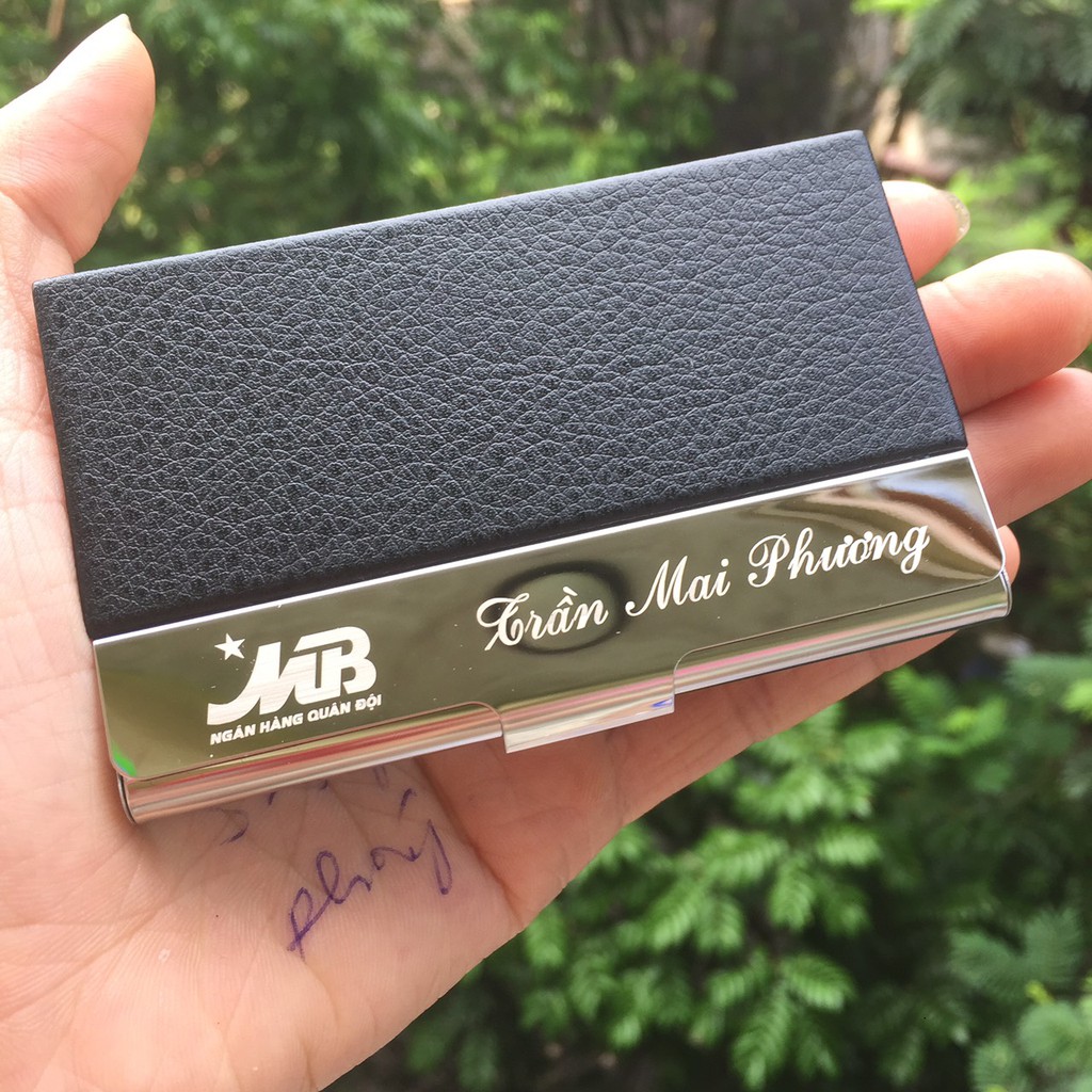 Hộp đựng card lịch sự sang trọng, Ví đựng namecard cao cấp, namecard cao cấp khắc theo yêu cầu.