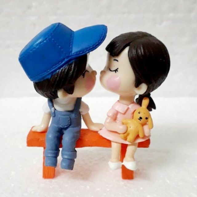 TRANG TRÍ Ô TÔ Cặp đôi hôn nhau dễ thương