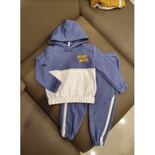 Bộ nỉ da cá thêu chữ mickey mouse