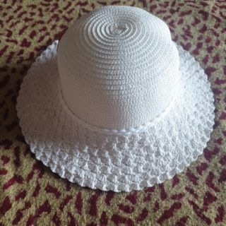 Nón cói vành nhỏ đính hoa