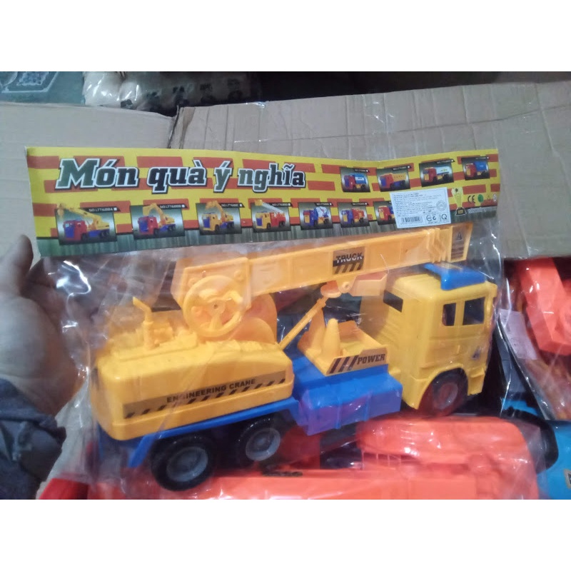 Đồ chơi mô hình xe cẩu móc loại lớn