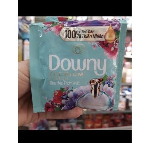 Dây 10 gói nước xả vải Downy Đóa hoa thơm mát 20ml